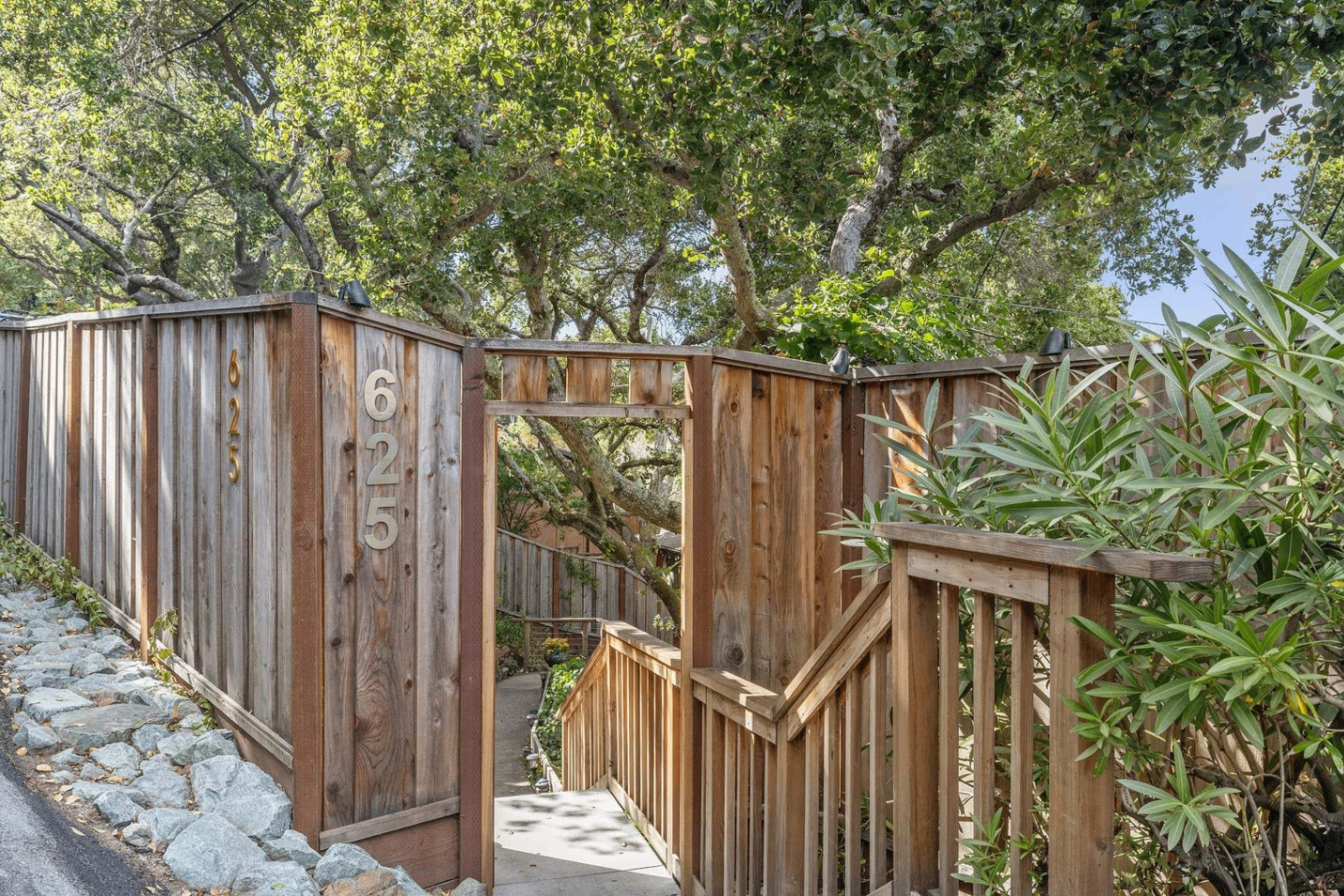 Emerald Hills View Compound